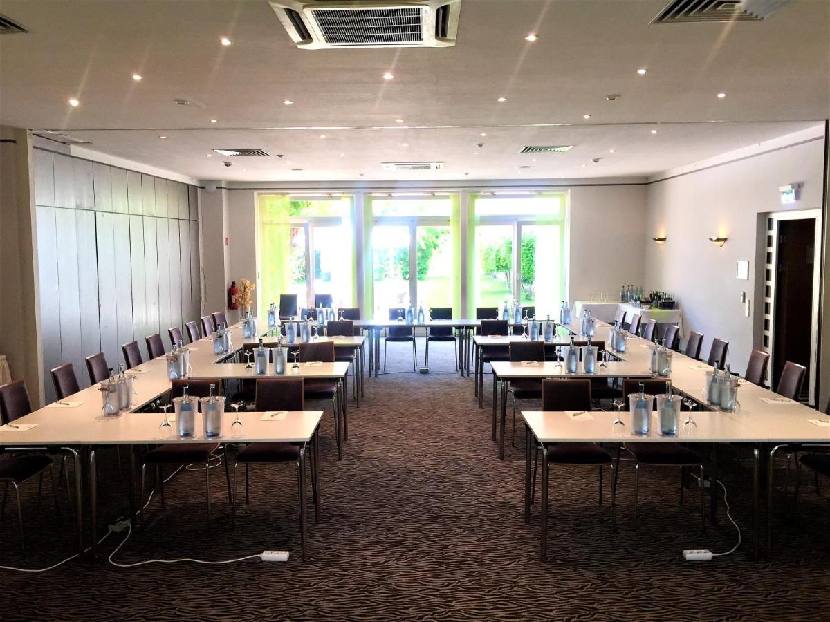 Hotel Ambiente Walldorf Walldorf  Bagian luar foto