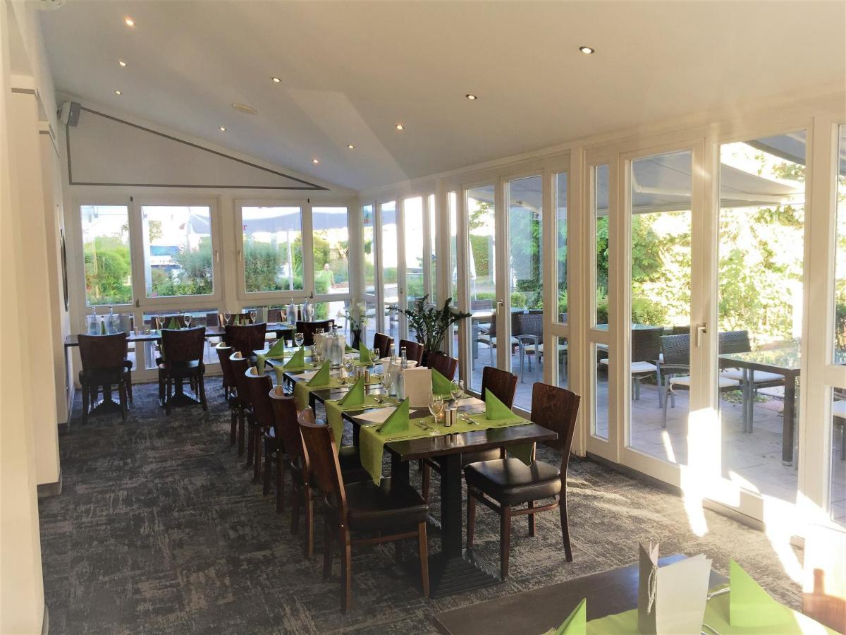 Hotel Ambiente Walldorf Walldorf  Bagian luar foto
